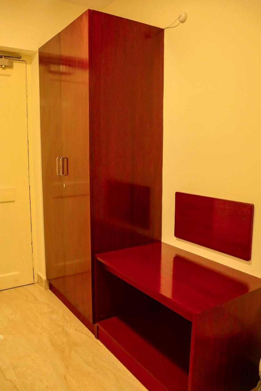 צ'נאי Hotel Sera Grand מראה חיצוני תמונה