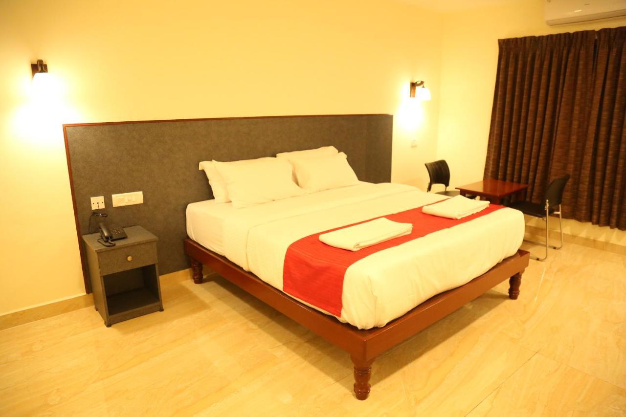 צ'נאי Hotel Sera Grand מראה חיצוני תמונה